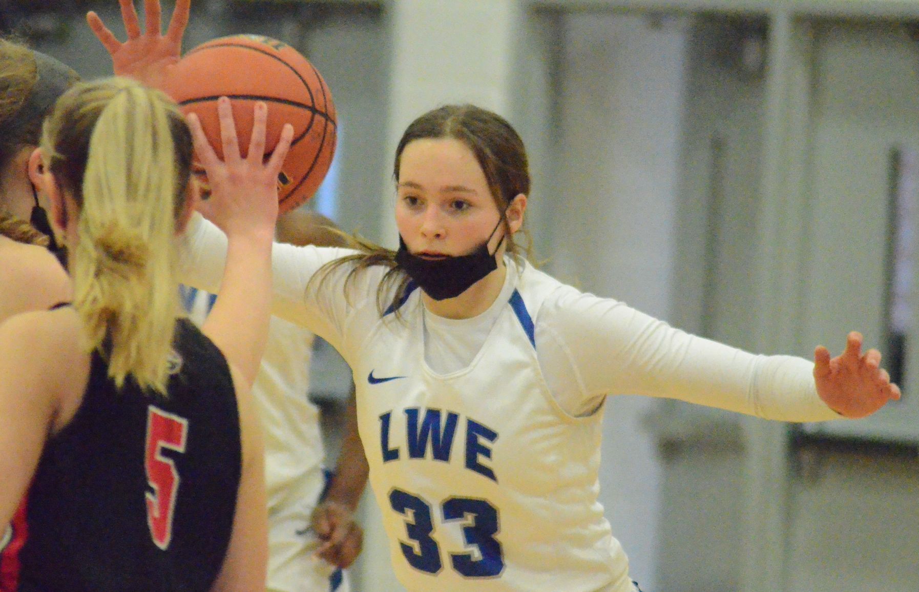 Lincoln-Way Central girls capture Sandburg Holiday Tournament